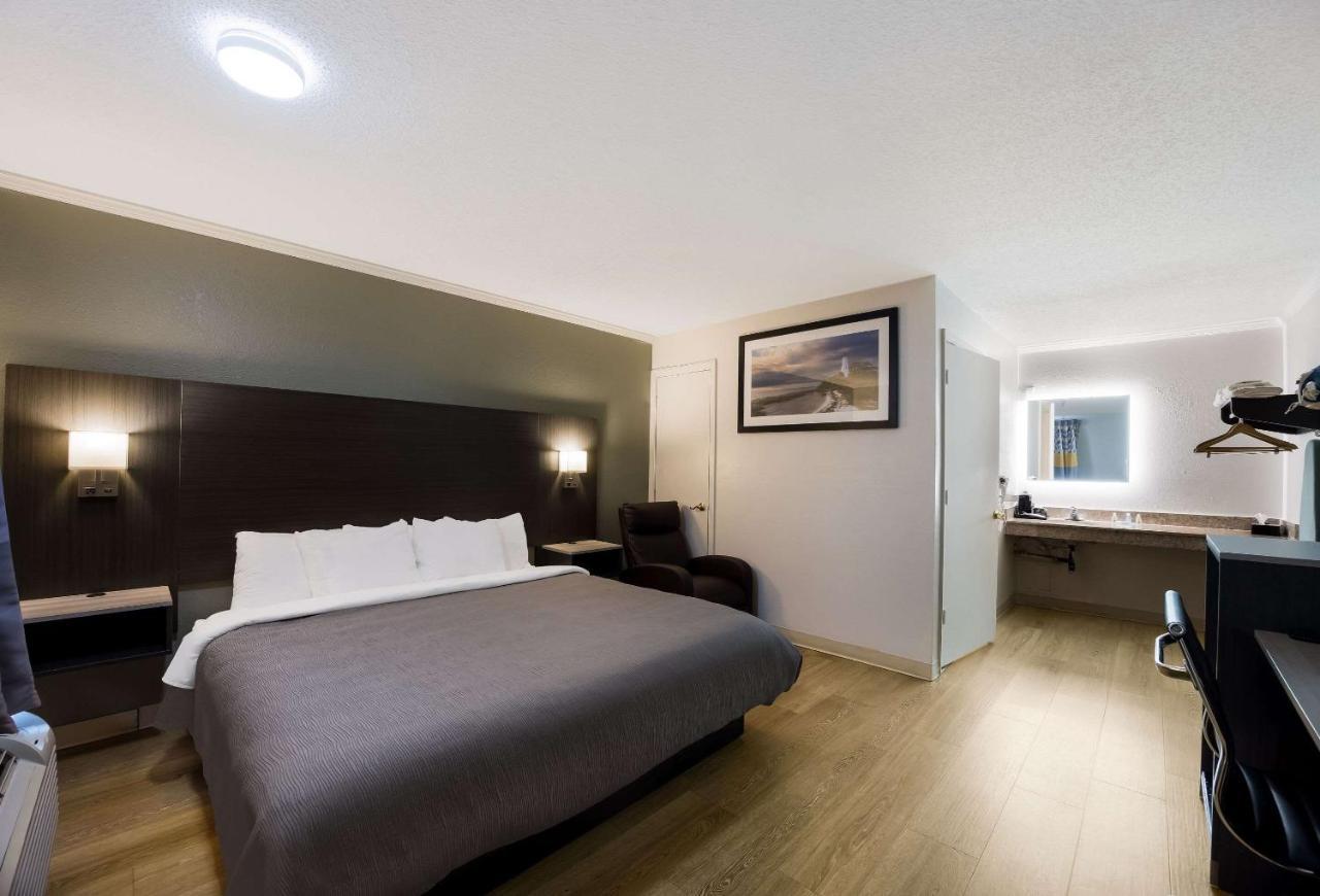 Quality Inn Tallahassee Near University Extérieur photo