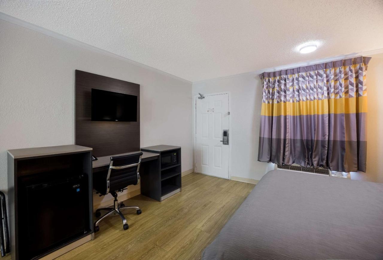 Quality Inn Tallahassee Near University Extérieur photo