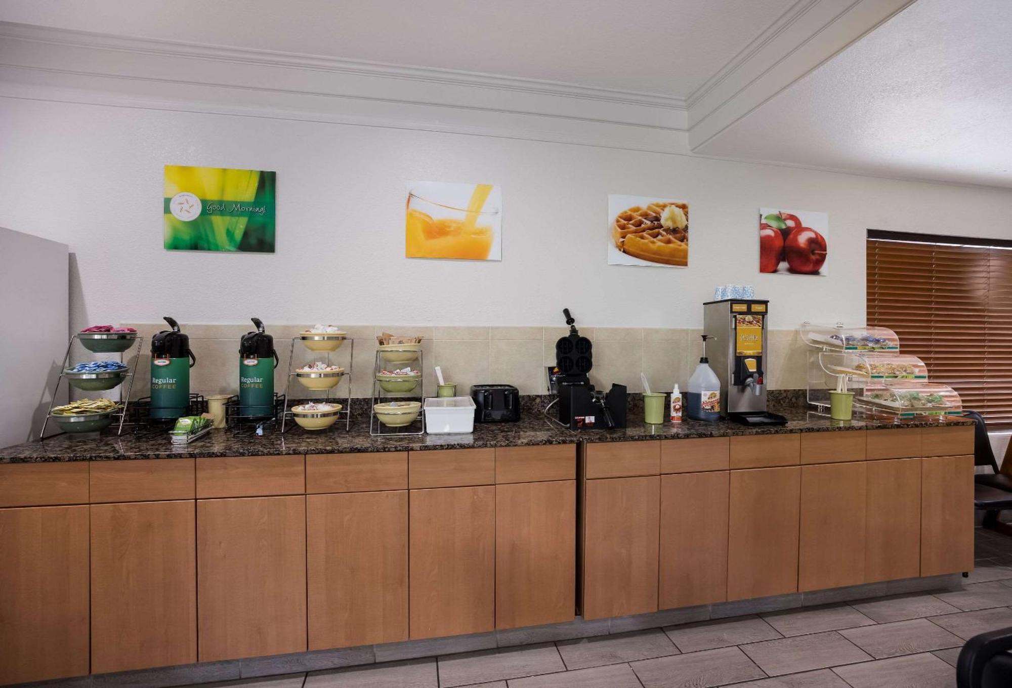 Quality Inn Tallahassee Near University Extérieur photo